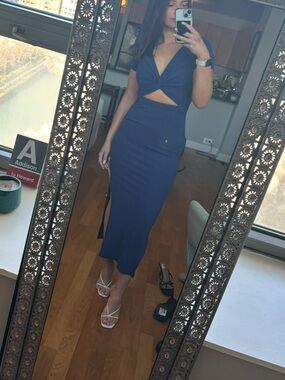 Lulu's Style Twist Navy Blue Twist Front Cutout Midi Dress